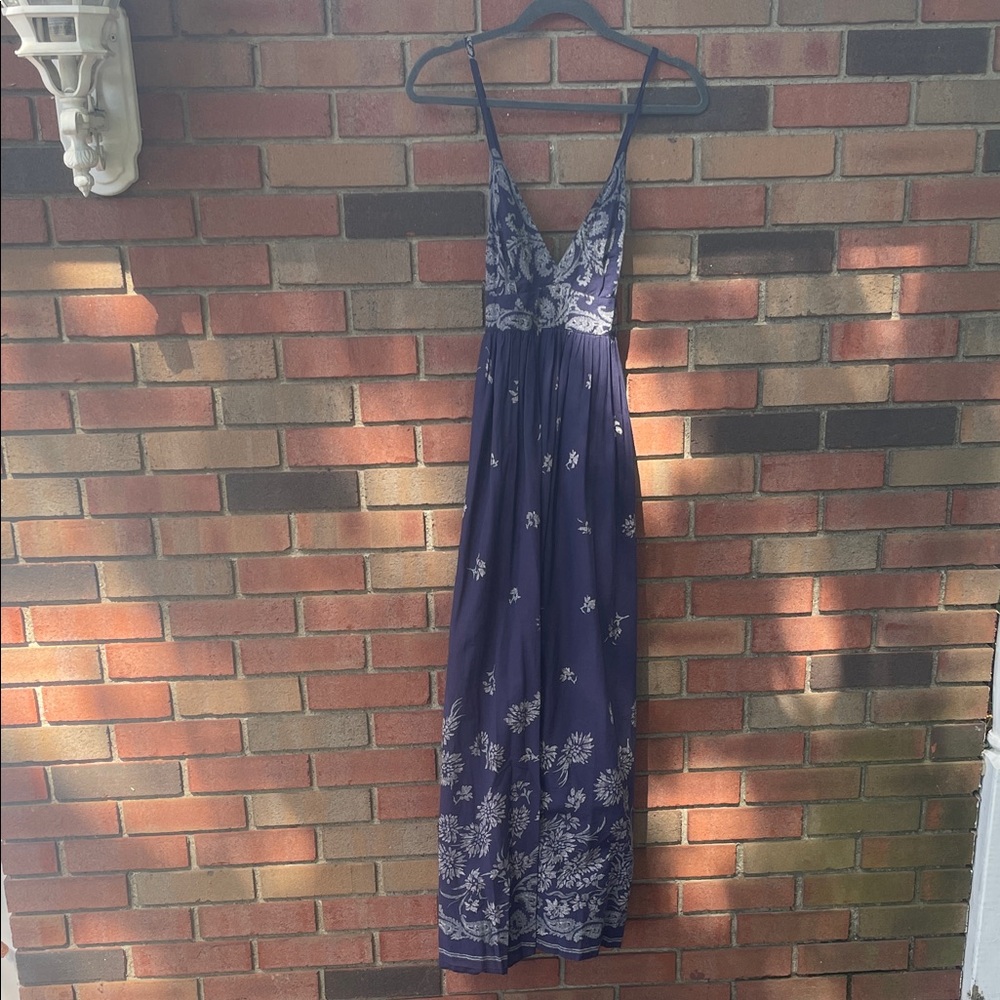 Elegant Navy Blue Floral Maxi Dress